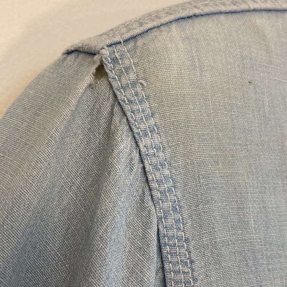 1970 Embroidered 1970 jean shirt - Picture 5 of 14